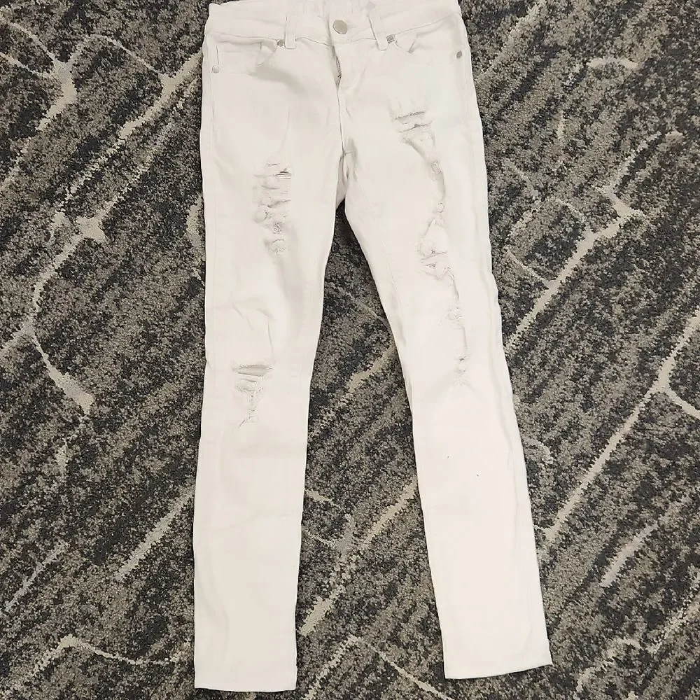 VIP Jeans 1/2 - Picture 1 of 8